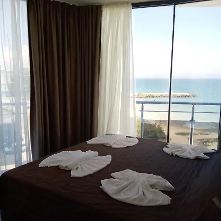 شقة Sea View Triple S B *