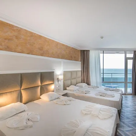 شقة Sea View Triple S B