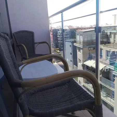 아파트 Sea View Triple S B 포마리
